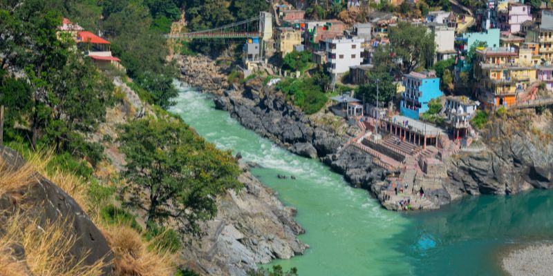 alaknanda and bhagirathi meeting sangam alaknanda and bhagirathi meeting point
